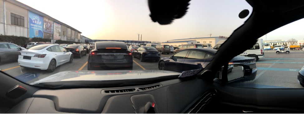 开着鸭脖es6行驶在路上_鸭脖es6怎么样-口碑精选