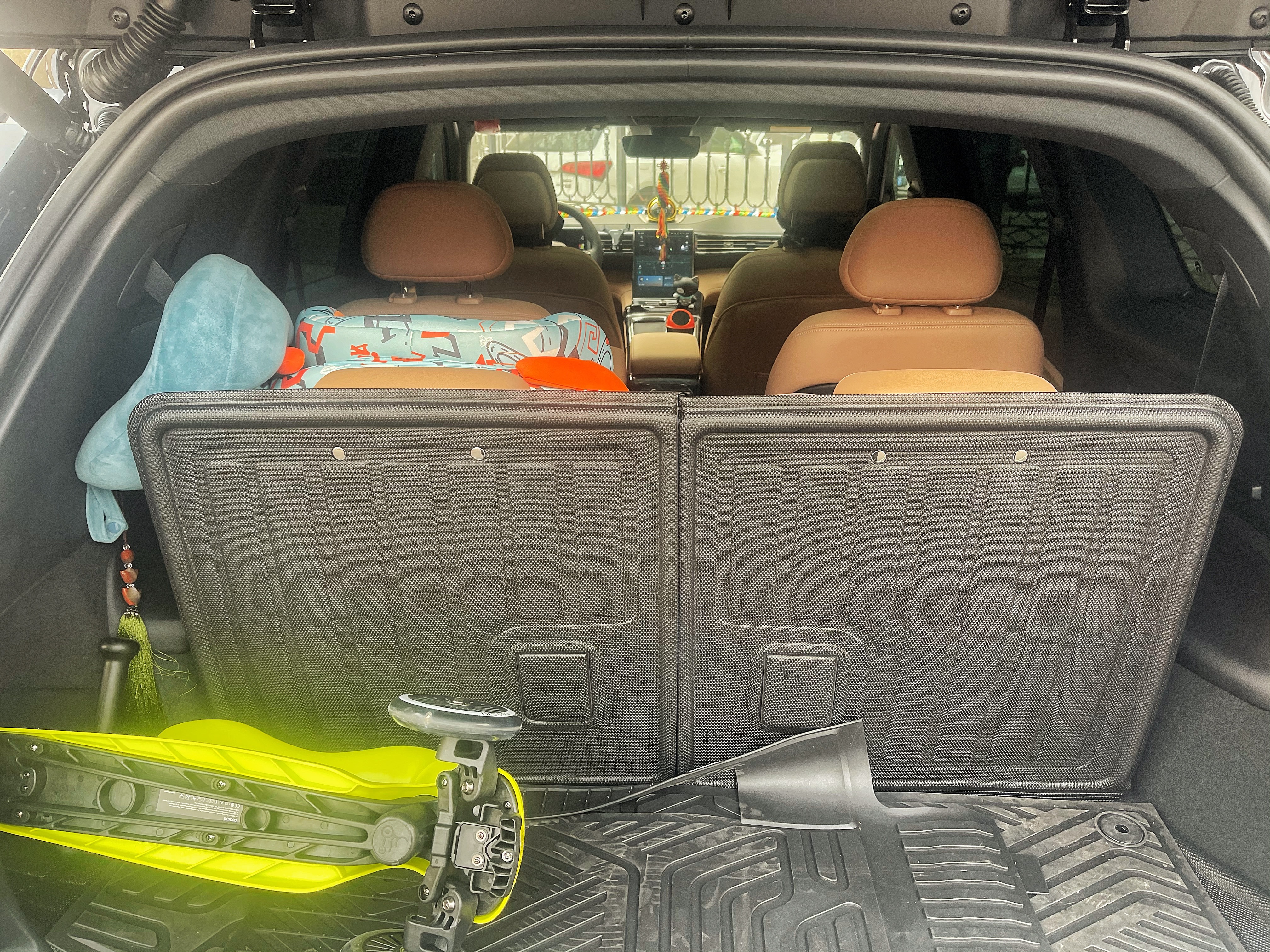 鸭脖es8后备箱空间_鸭脖es8怎么样-口碑精选